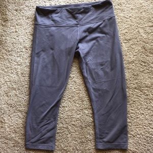 Lululemon crops
